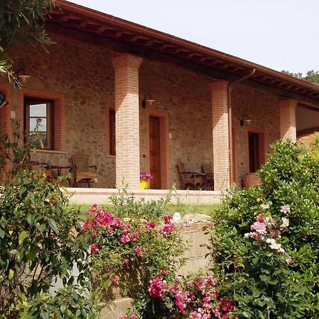 Agriturismo La Banchella 스카를리노 외부 사진